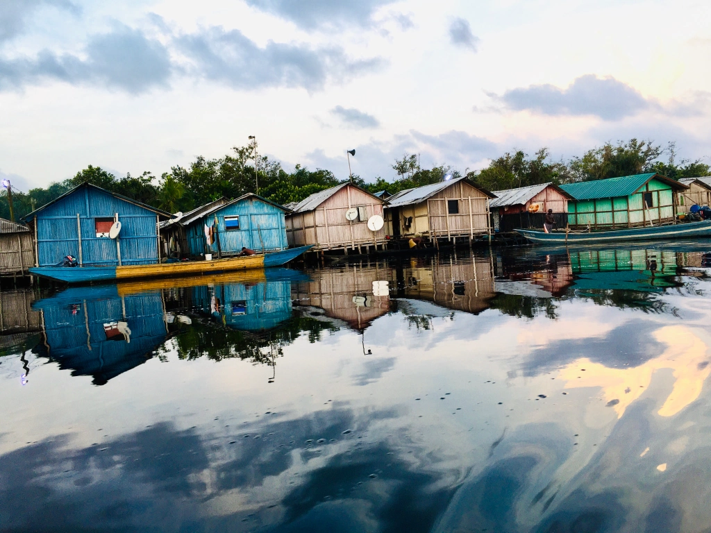 nzulezo stilt village