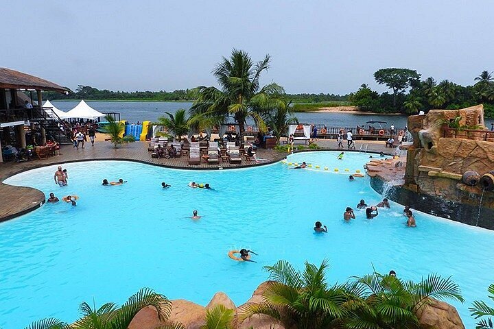 Aqua Safari Resort 